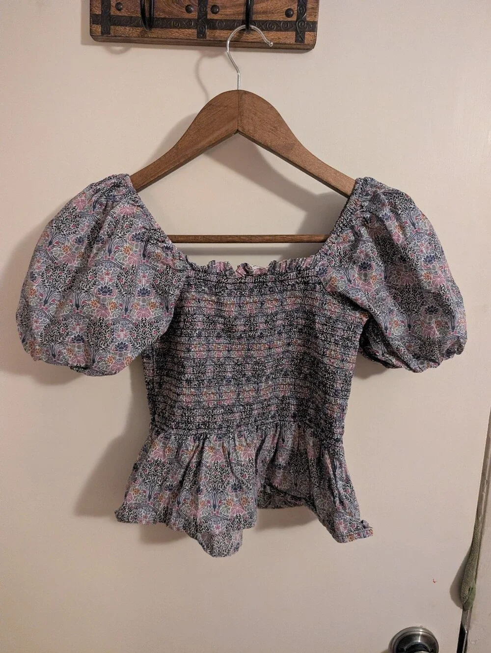 J Crew Womens Top Smocked Puff Sleeve Top Floral Liberty Fabric Size Medium